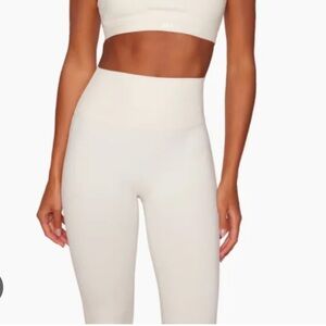 NWT SET ACTIVE LUXFORM LEGGINGS BLANC CREAM MEDIUM YOGA IVORY LEGGING off white